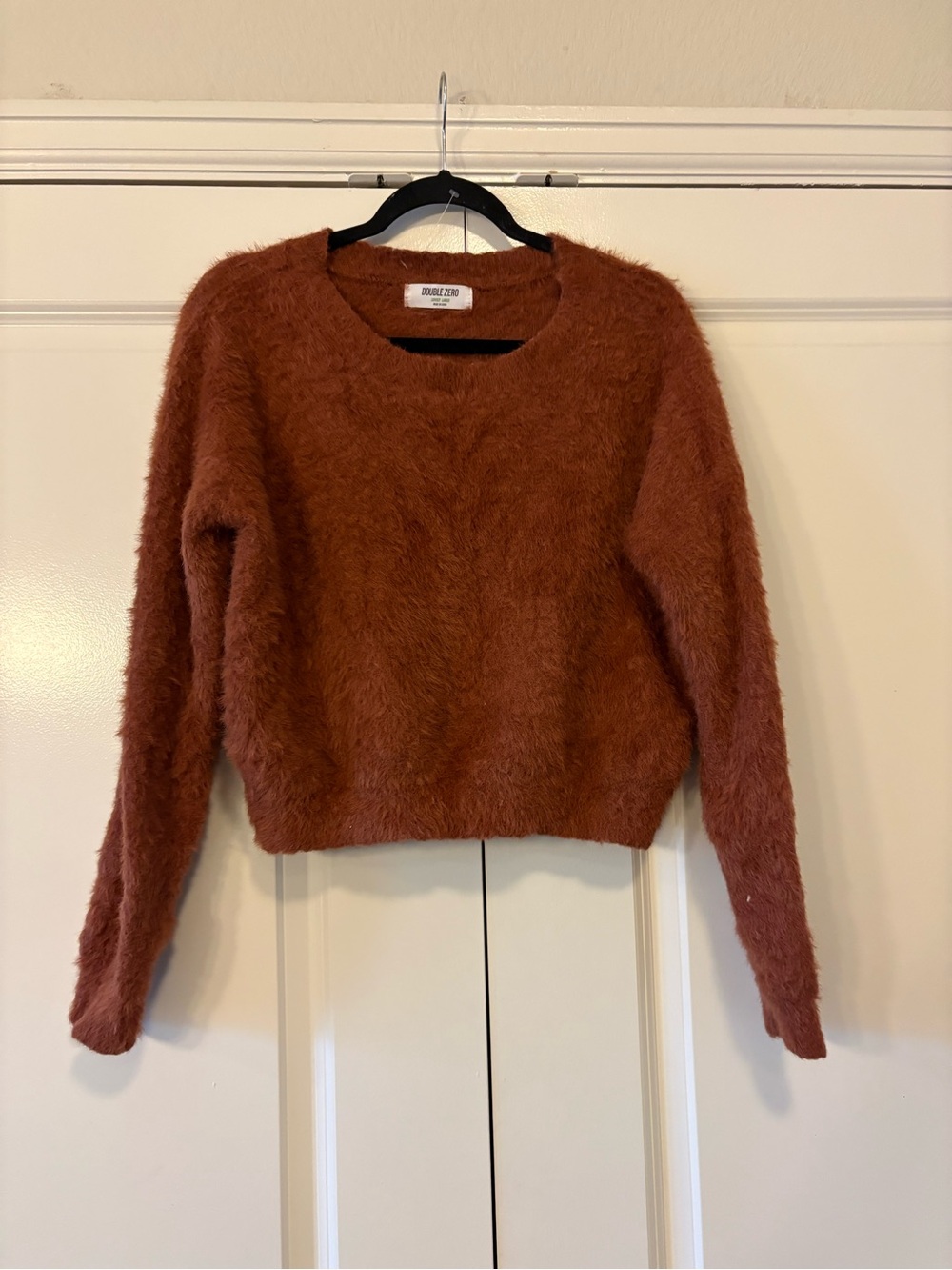 Double Zero Cropped Fuzzy Crewneck Sweater in Rust